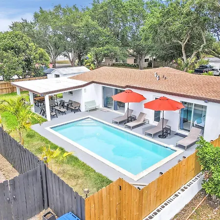Private Pool Home & Arcade Game & Mini Basketball